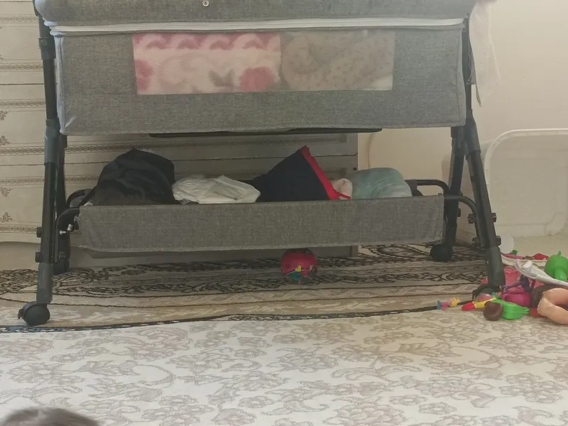Yangi tug‘ilgan chaqaloq uchun bolalar krovatkasi-beshik (matras bilan) 1 Yangi tug‘ilgan chaqaloq uchun bolalar krovatkasi-beshik (matras bilan) 1