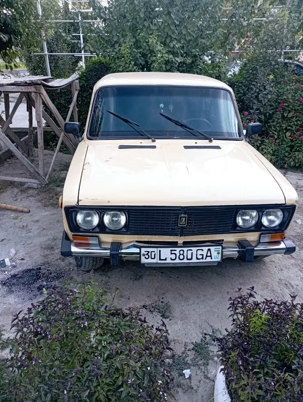 Jiguli Vaz 2106... 1 Jiguli Vaz 2106... 1