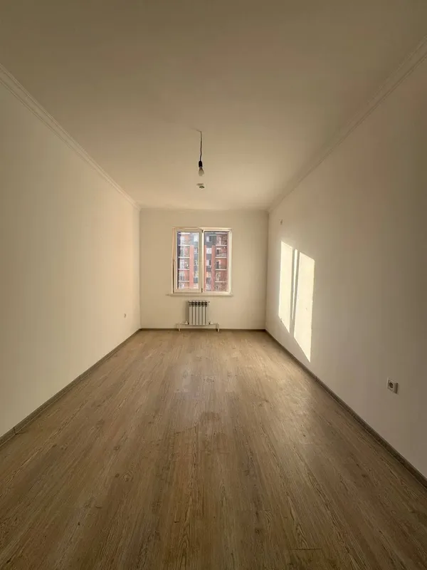 Srochna uy sotiladi 2 xonali