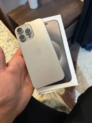 Iphone 15 pro max ideal sostayan srochna