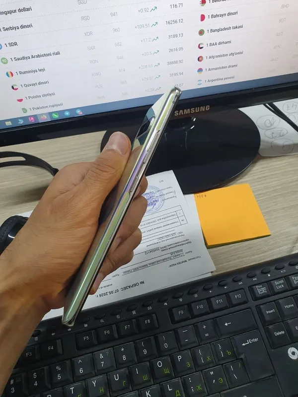 Samsung S10 5G 256gb ideall 4 Samsung S10 5G 256gb ideall 4