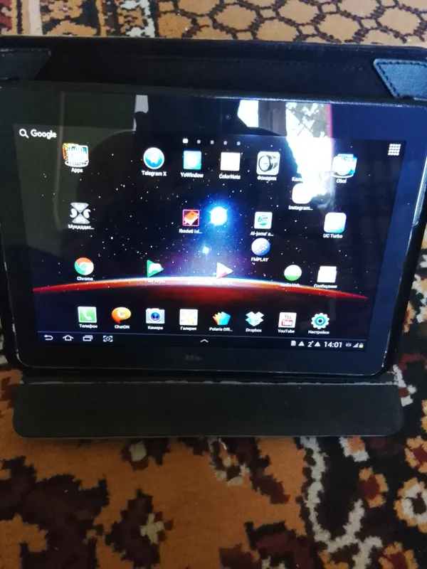 planshet Samsung yaxshi holatda 600 ming sum