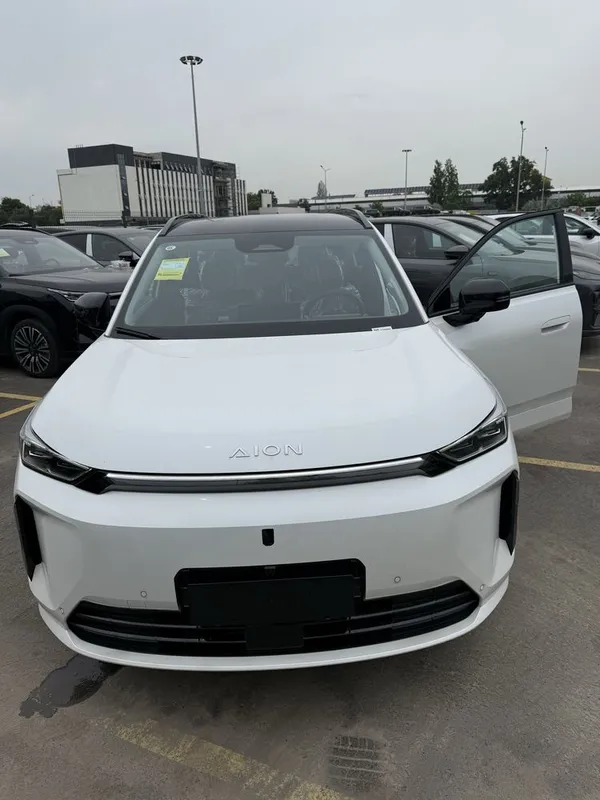 Gac aion i60 530km proeksiyalik
