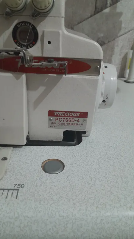 tikuv mashinasi sotiladi overlok holati zur 4 tikuv mashinasi sotiladi overlok holati zur 4