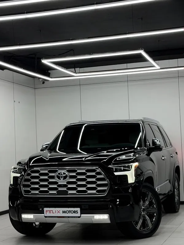 Toyota Sequoia iForce Max Capstone — фото 1