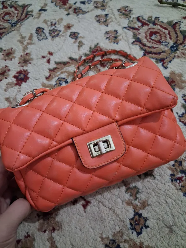 Chanel sumka