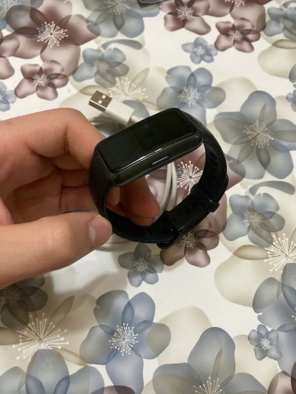 Huawei band 6 •срочно•