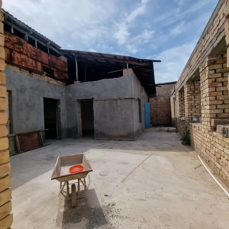 Uch qaxramanda Uy sotiladi 8sotix katej qurishga zor variant — фото 5