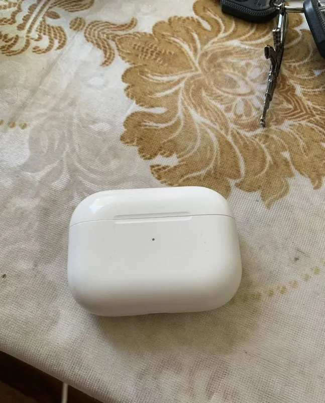 Airpods pro 2 lighting original 2 Airpods pro 2 lighting original 2
