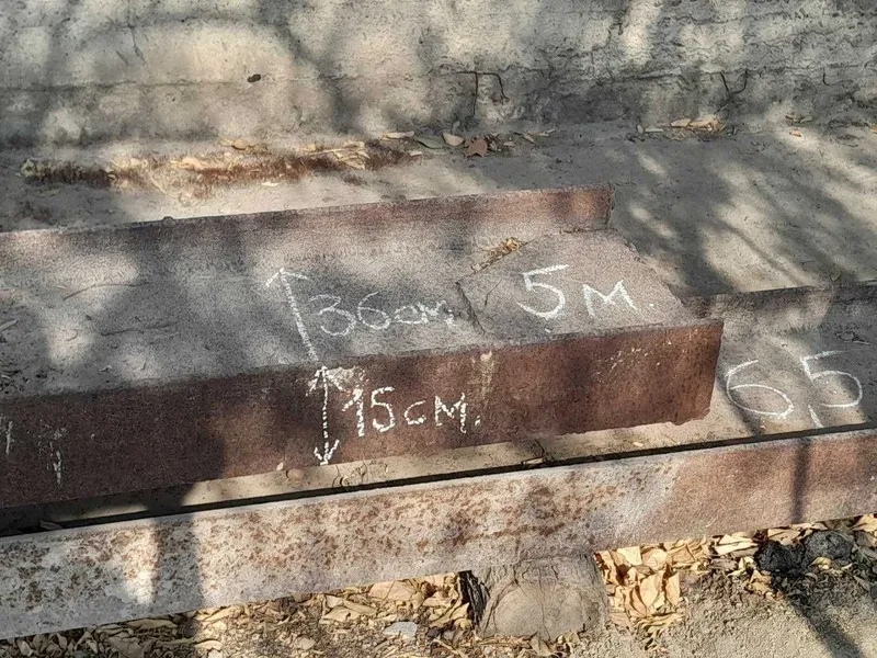 Продаю или меняю двутавр 36 см - б/у 400 000 сум за метр 1