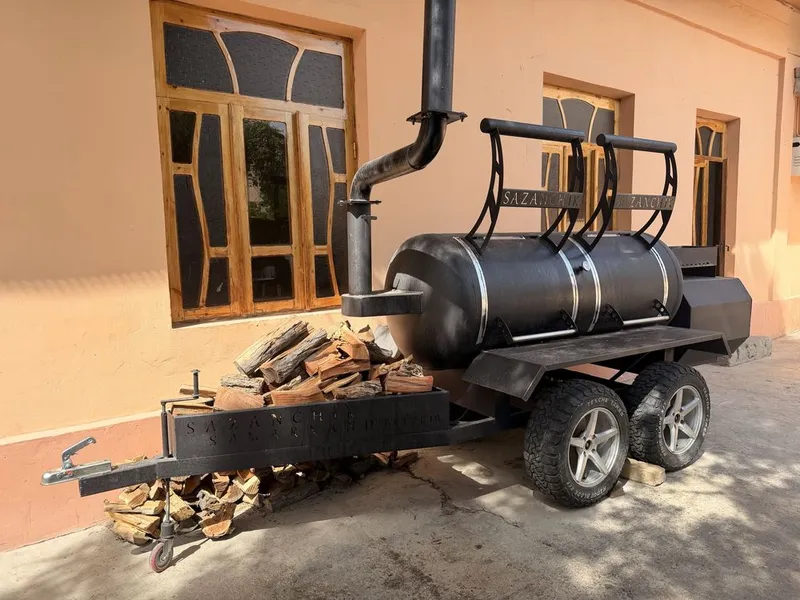 Smoker BBQ apparati sotiladi