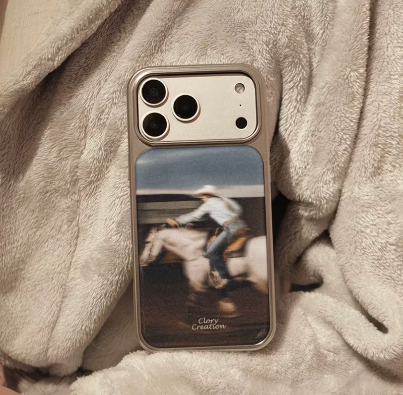 Стильный чехол для iPhone в ковбойском стиле 2