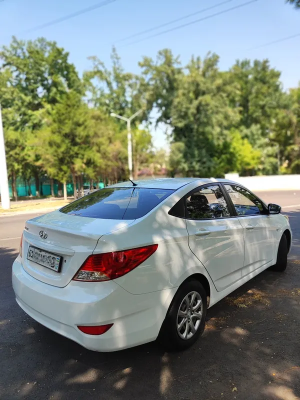 Hyundai Accent MT 4 Hyundai Accent MT 4