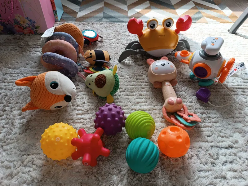 Продам игрушки развивающие 2 Продам игрушки развивающие 2