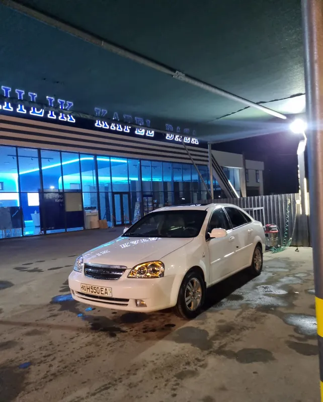 Продаётся Lacetti с автоматической коробкой передач 2 Продаётся Lacetti с автоматической коробкой передач 2