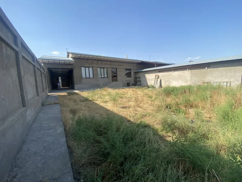 12.50 sotix uy yer sotiladi Toshkent tumani kirovda 4