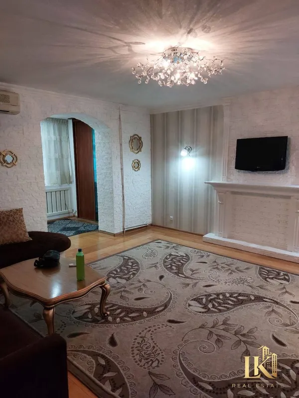 2-комнатная квартира, 63 м², 4/5, Мирабадский район (ориентир: ЦУМ)