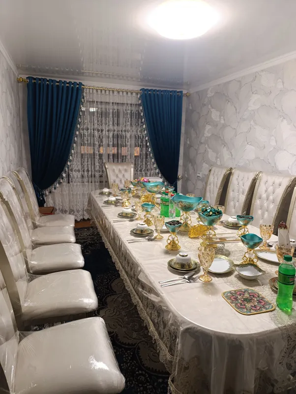 Стол и стулья, 12 шт. 3 Стол и стулья, 12 шт. 3