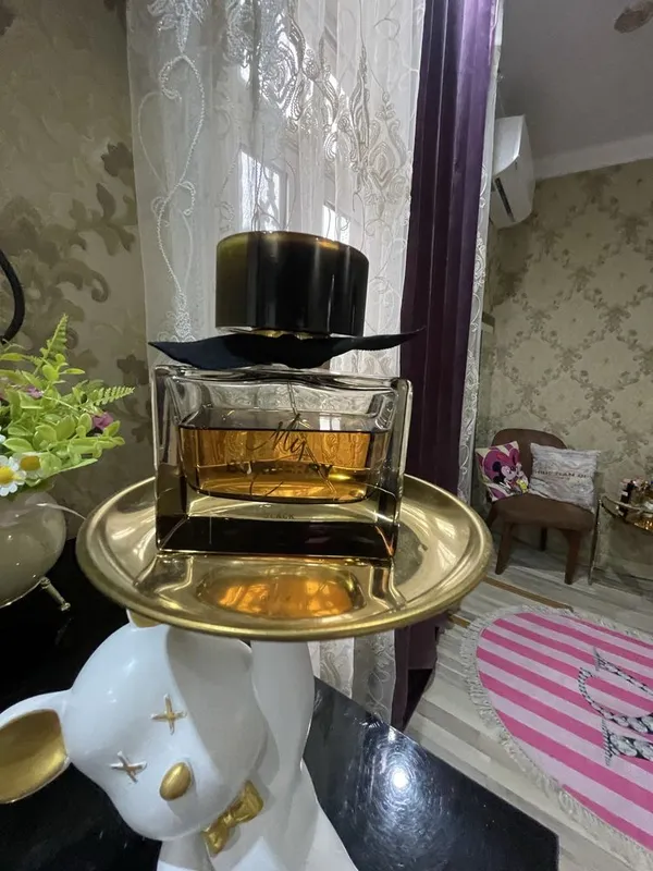 Burbery парфюм
