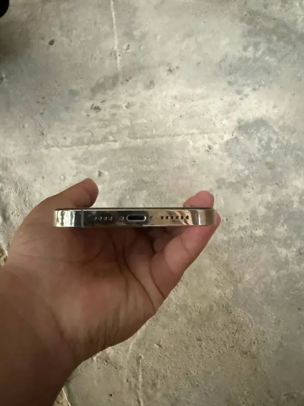 Iphone 14 pro max в идеальном состоянии, без коробки, 79%, 610$ 4