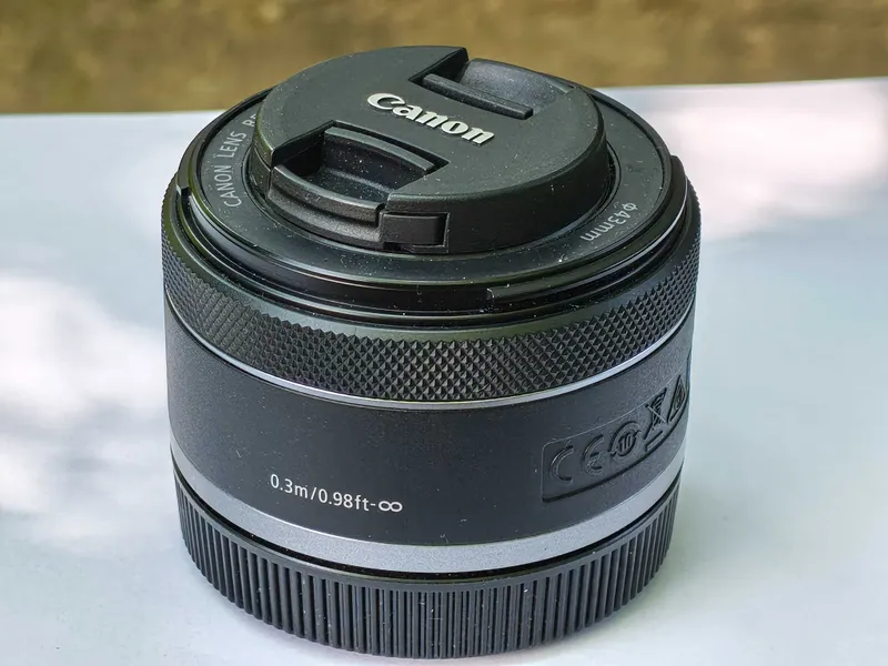 Беззеркальный полнокадровый фотоаппарат Canon R8 + объективы 8 Беззеркальный полнокадровый фотоаппарат Canon R8 + объективы 8
