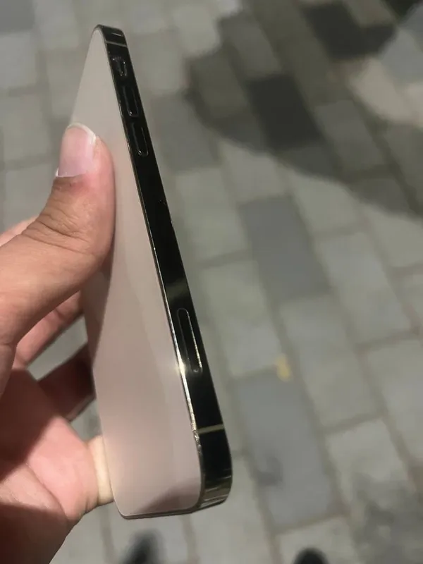 Iphone 12 pro gold — фото 3