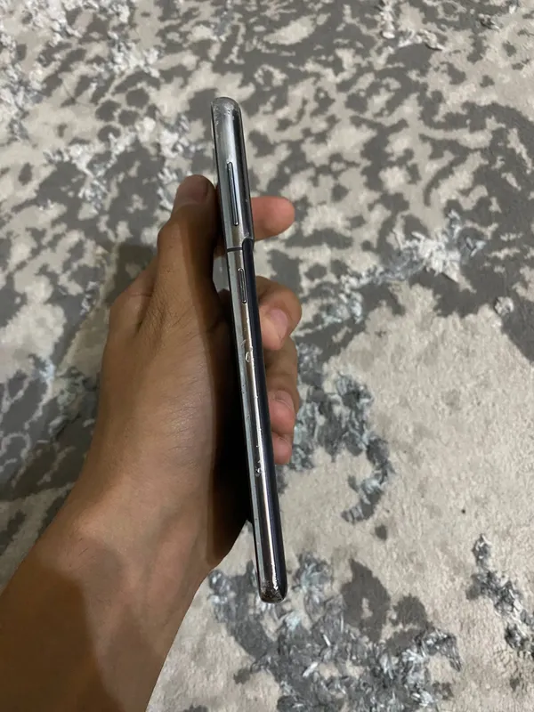 Samsung s21 8/256 идеал 5