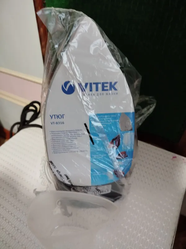 Утюг марки Vitekновый — фото 1