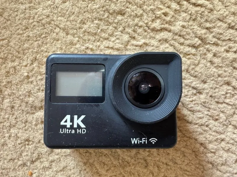 Action Camear (4 K ultra HD)