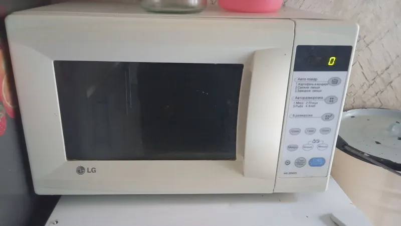 Микроволновка LG