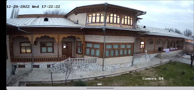 Uchaska sotiladi xasanboyda
