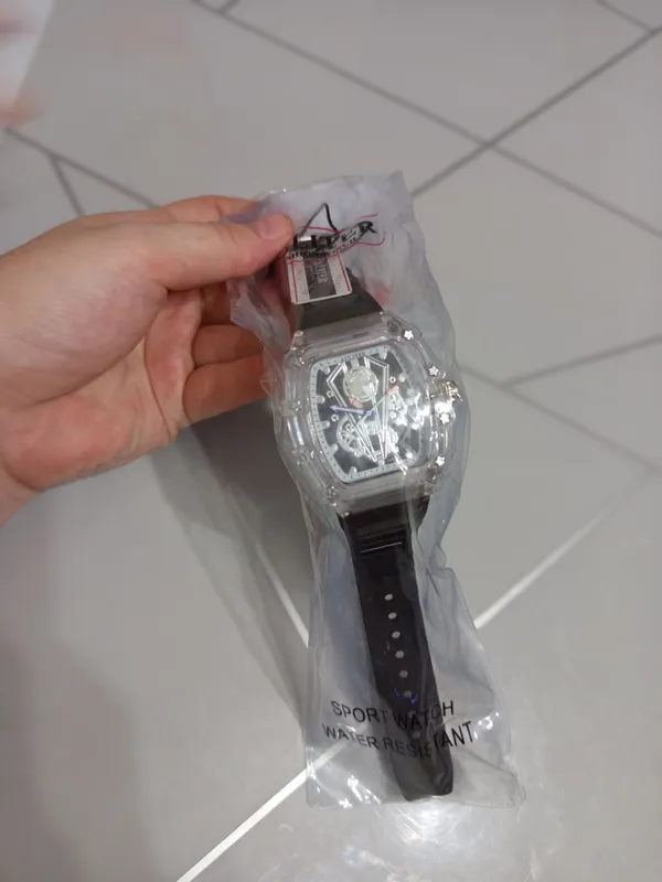 Qo‘l soati. Sport Watch 1 Qo‘l soati. Sport Watch 1