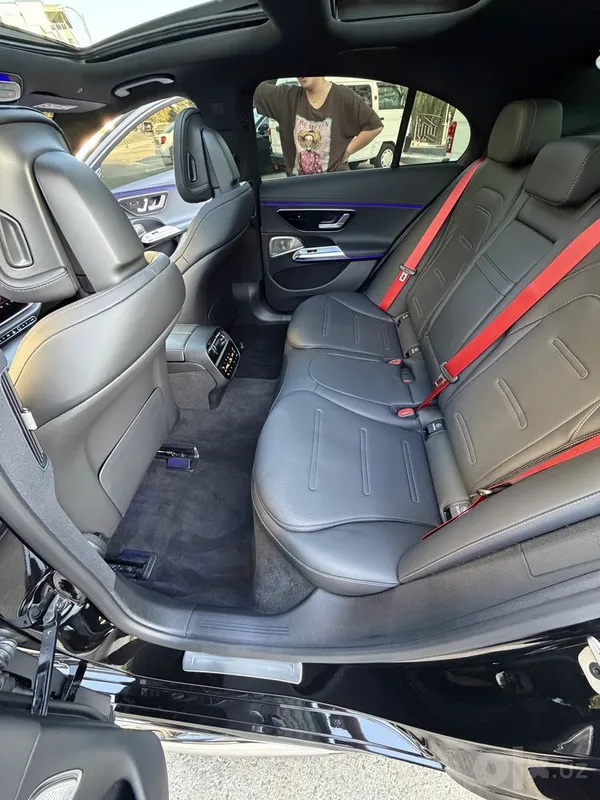 Mersedes-Benz AMG E53 4MATIC+ 9 Mersedes-Benz AMG E53 4MATIC+ 9