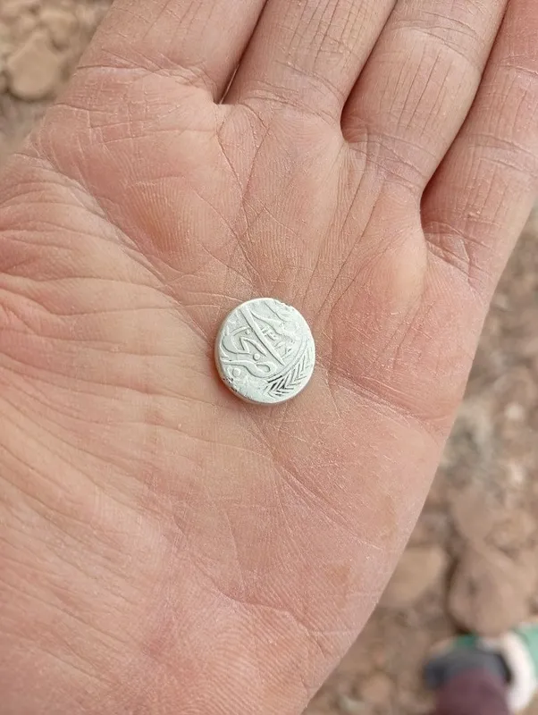 Qadimiy kumush tangalar Buxoro amirligi davridan