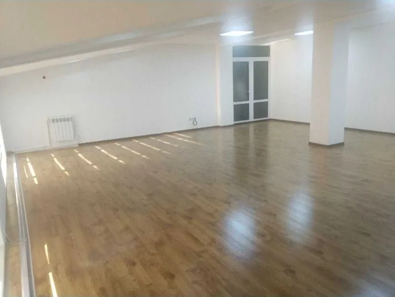 Лабзак. Парк Локомотив Сдаётся 8 комнатный офис 350 м2 — фото 1