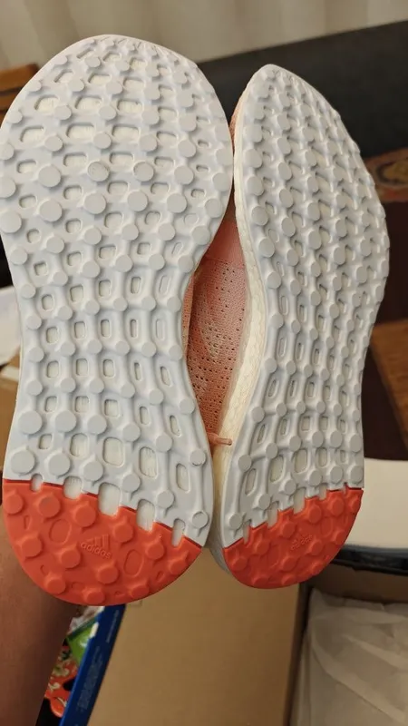 Беговые кроссовки Adidas Sense boost 4 Беговые кроссовки Adidas Sense boost 4