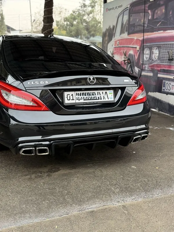 Ideal holatdagi Mercedes benz Cls 218 banan