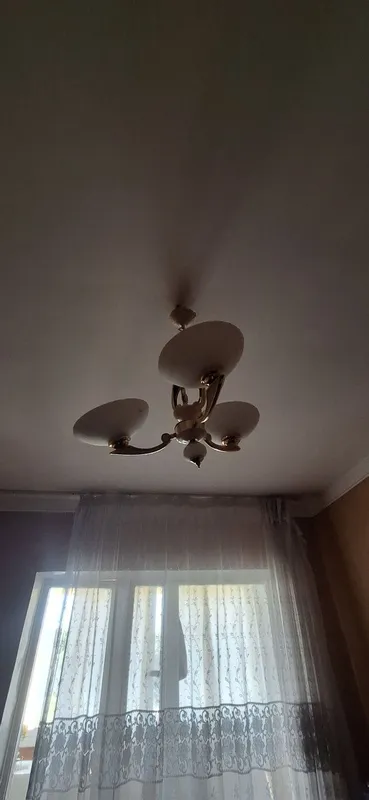 Срочно продам люстру — фото 2