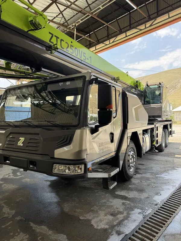 Автокран ZOOMLION ZTC250V тошкенда 1