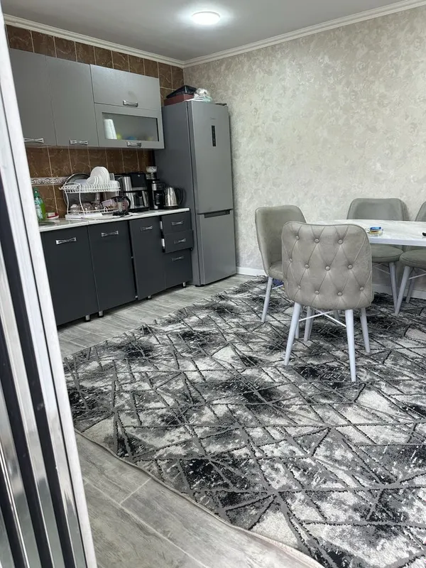 продается дом тройцк хайдар махсудо три ком кухня два сан узла
