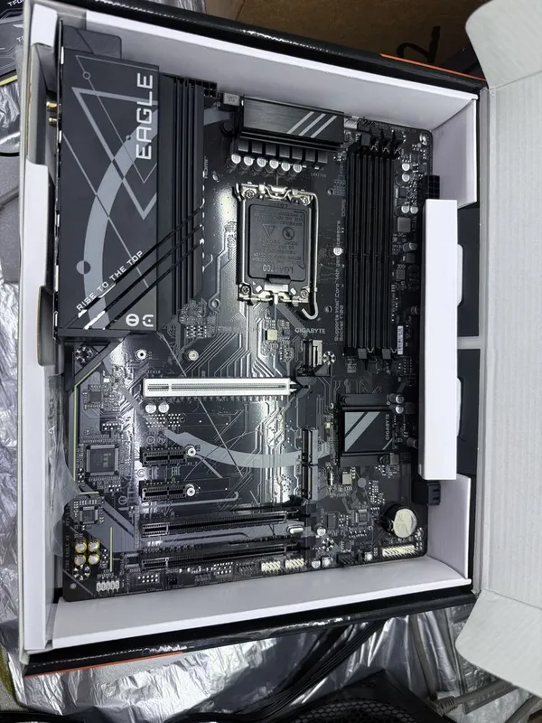 Z790 DDR5 Gigabyte EAGLE WIFI