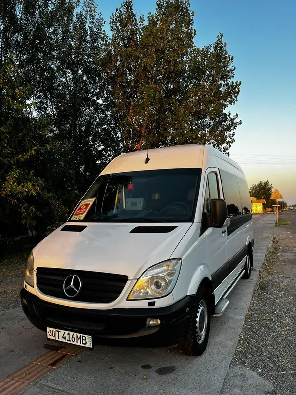 Mercedes Benz Sprinter 4 Mercedes Benz Sprinter 4