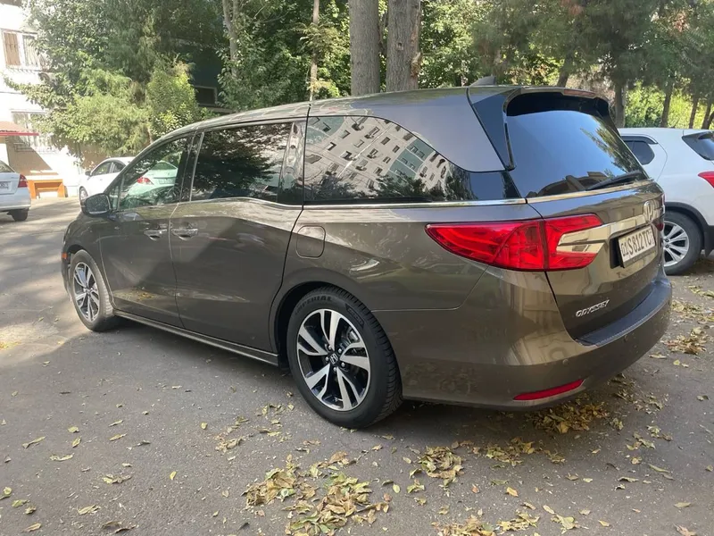 Продается своя Honda odyssey touring