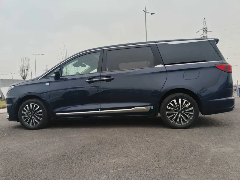 Jac RF8 minivan bissness — фото 1