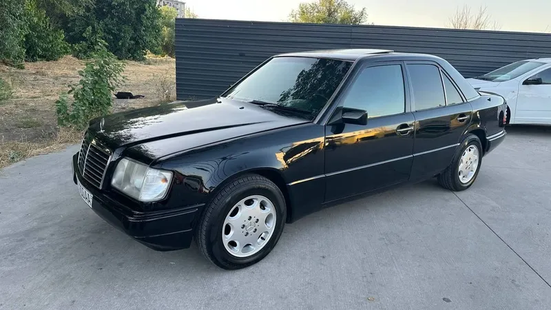 Mersedes W124 автомат метан 1 Mersedes W124 автомат метан 1