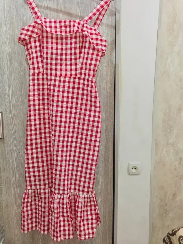 Женские платья, сарафаны