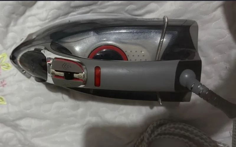 Sifatli Dazmol RUSSEL HOBBS 2 Sifatli Dazmol RUSSEL HOBBS 2