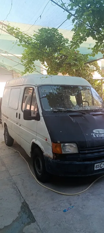 Ford Gruzavoy sotiladi 4 Ford Gruzavoy sotiladi 4