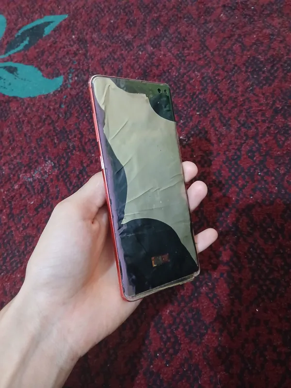 Samsung S10 Plus 2 Samsung S10 Plus 2