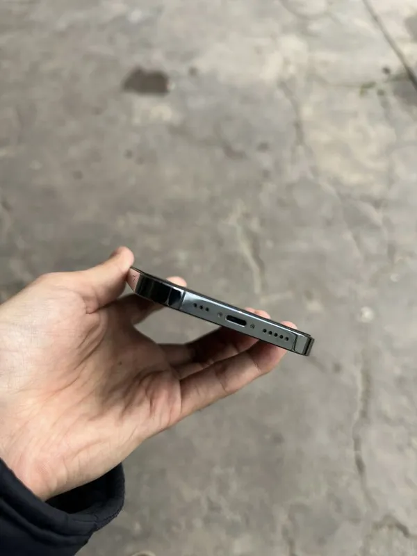 Iphone 12 pro sotiladi ideal telefon 4 Iphone 12 pro sotiladi ideal telefon 4